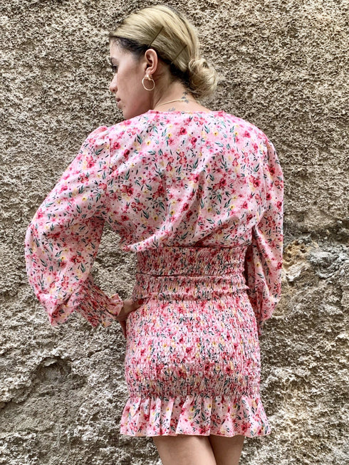 Abito fantasia floreale arricciato con scollo profondo